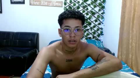 dirtyslimlatin online show from April 10, 7:07 pm