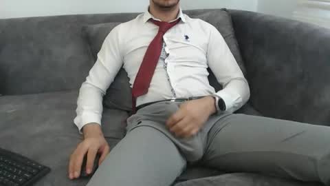 dirtyybooyy77 online show from April 7, 7:10 am