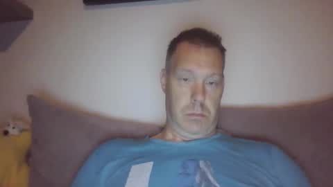 Snapshot of disney0988 chatting on October 20, 4:39 am disney0988 online show from October 20, 4:39 am