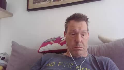 disney0988 online show from May 10, 7:59 am