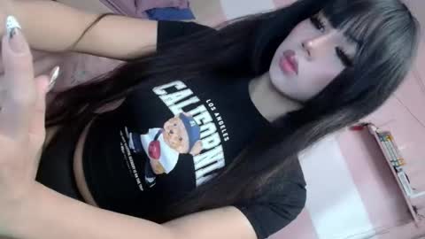 disneycum69_bella online show from February 1, 1:24 am