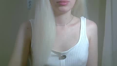 DitaMilton online show from September 26, 7:55 pm