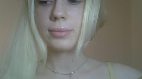 DitaMilton online show from March 24, 8:37 pm