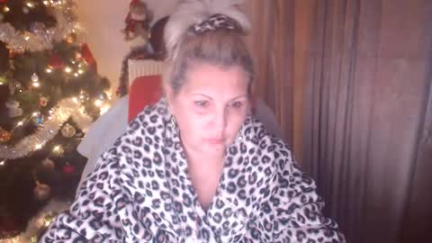 Alexxa online show from December 4, 12:54 am