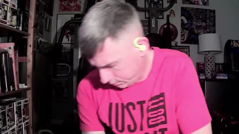 dix_handley_50 online show from January 29, 9:39 pm