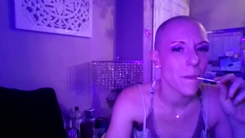 dixieglam online show from November 26, 10:01 am