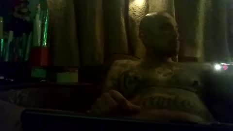 dixienormes online show from December 16, 7:04 am