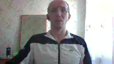 Snapshot of djentlemen1 chatting on October 11, 10:09 am djentlemen1 online show from October 11, 10:09 am