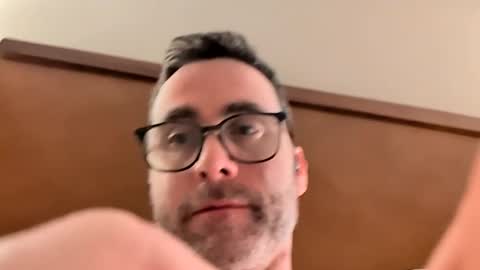 djoid online show from April 9, 5:00 am