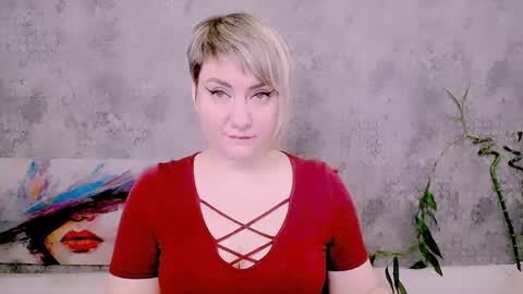 djullia online show from January 16, 7:17 am