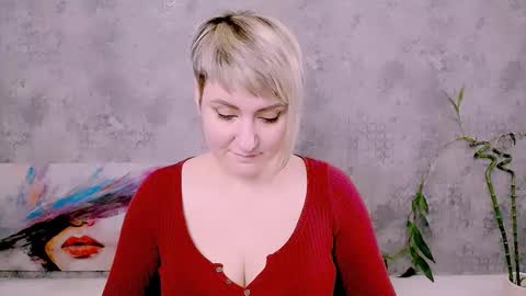 djullia online show from December 5, 10:47 am