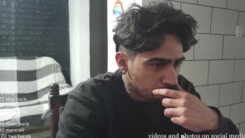 Snapshot of dmacedo96 chatting on October 8, 4:57 pm AmigodotadoZL online show from October 8, 4:57 pm