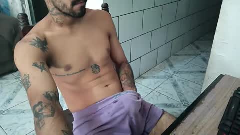 Snapshot of dmacedo96 chatting on March 10, 5:18 pm AmigodotadoZL online show from March 10, 5:18 pm