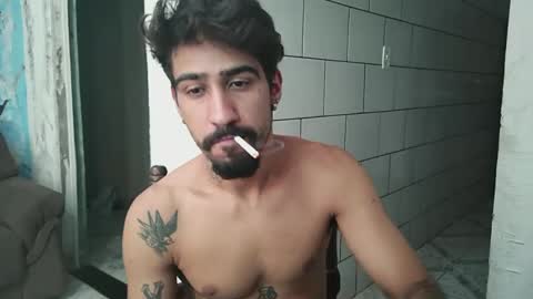 Snapshot of dmacedo96 chatting on February 25, 4:46 pm AmigodotadoZL online show from February 25, 4:46 pm