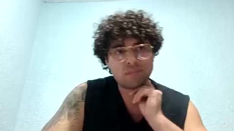 Snapshot of docpepino chatting on September 25, 5:47 am MrPepino online show from September 25, 5:47 am