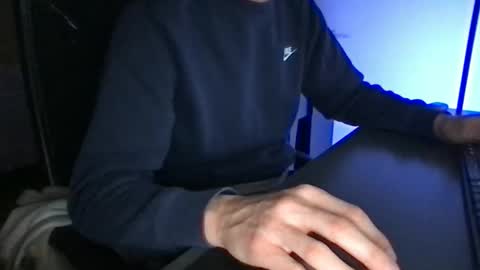 doctor_luv_69 online show from May 5, 9:53 pm