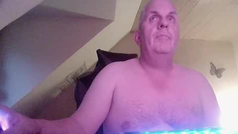 Snapshot of doggy2629 chatting on October 23, 4:19 pm doggy2629 online show from October 23, 4:19 pm
