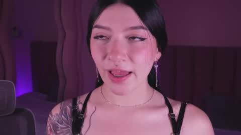 Dolcexx online show from December 17, 8:04 pm