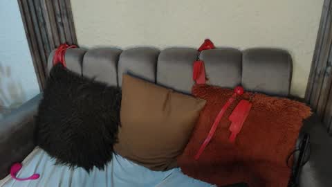 doll4anall online show from September 12, 7:05 pm