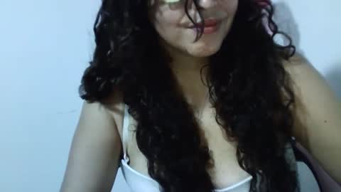 Snapshot of doll78latin chatting on October 2, 3:33 pm doll78latin online show from October 2, 3:33 pm
