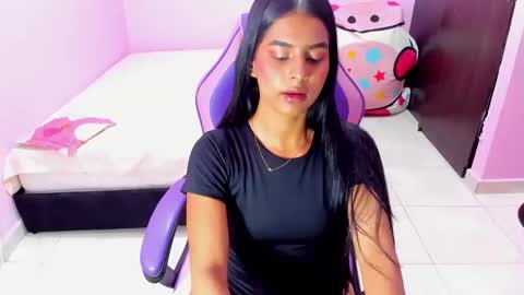 Snapshot of doll___squirt chatting on October 1, 3:11 pm doll___squirt online show from October 1, 3:11 pm