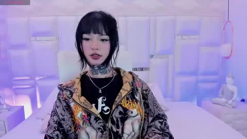 doll  bella online show from March 27, 1:34 pm