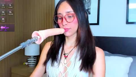 Bella  online show from March 26, 8:47 pm