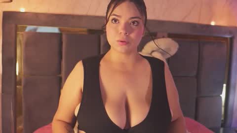 doll_daisy_ online show from October 19, 11:37 am