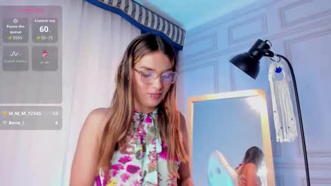 Snapshot of doll_isa_ chatting on September 10, 7:15 pm doll_isa_ online show from September 10, 7:15 pm