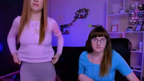 doll_vey online show from March 11, 8:12 pm