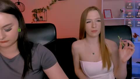 doll_vey online show from May 10, 8:53 am