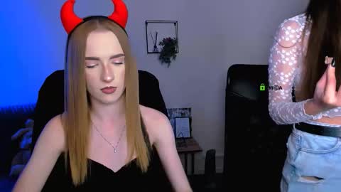 doll_vey online show from September 12, 1:35 pm