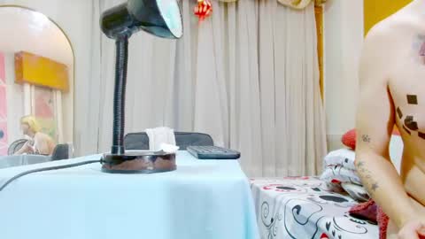 ilona online show from May 25, 7:36 am