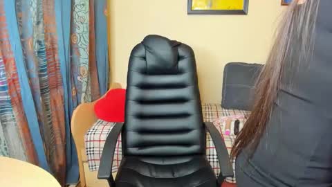 Kate online show from November 26, 8:22 am