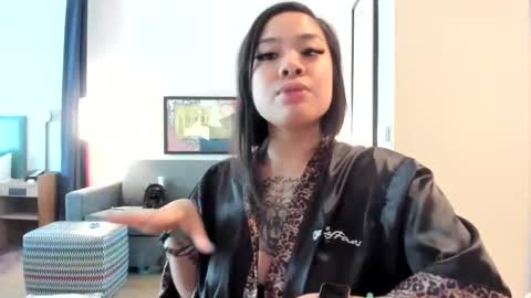 DOLLLFACE online show from March 28, 5:14 pm