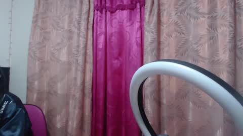 Snapshot of dolly_ran_ chatting on October 7, 3:13 am Loli online show from October 7, 3:13 am
