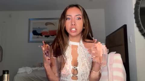 Dolly Rhodes online show from April 13, 4:28 am