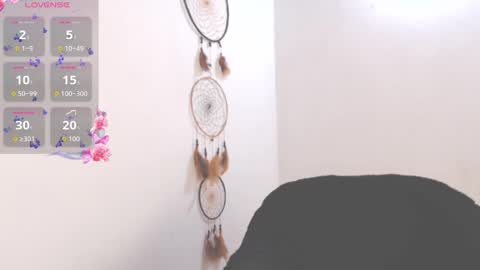 Snapshot of dollysweet666 chatting on October 9, 1:49 pm dollysweet666 online show from October 9, 1:49 pm