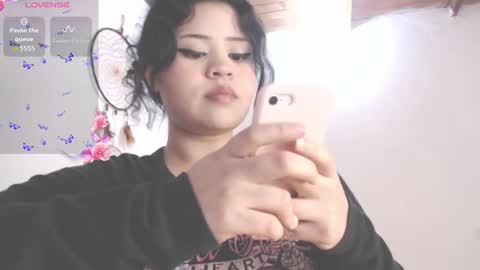Snapshot of dollysweet666 chatting on October 8, 1:39 pm dollysweet666 online show from October 8, 1:39 pm