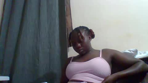 dollyvee online show from December 4, 5:12 pm