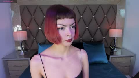 Dolly online show from October 7, 8:27 pm