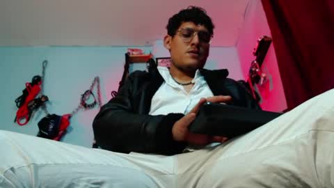 Diego Castell online show from April 4, 12:34 pm