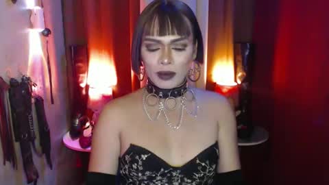 diana online show from February 19, 4:06 pm