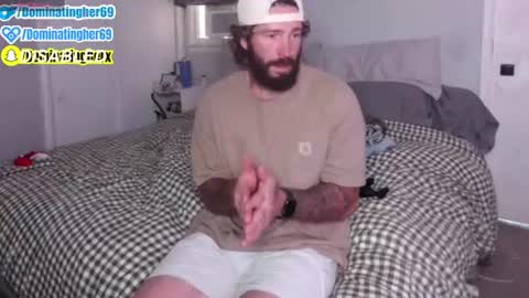 dominatingher69 online show from July 25, 11:02 pm