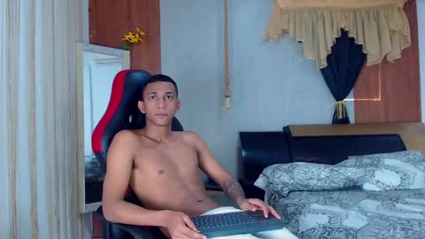 dominic_smith_ online show from April 28, 2:21 pm