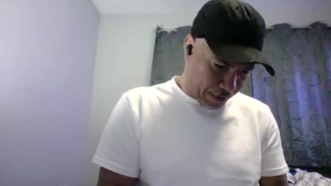 Snapshot of dominicanorico chatting on December 4, 4:26 am luis online show from December 4, 4:26 am