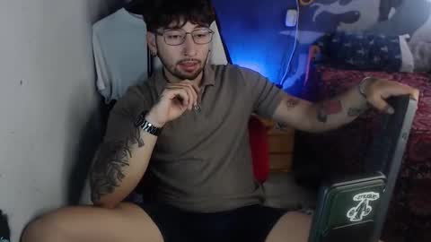 dominus_kane online show from November 8, 3:26 pm