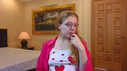 Macy online show from November 15, 8:05 am