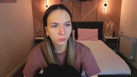 Donna Le online show from April 14, 1:53 am