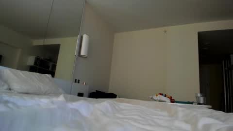 Sam online show from February 8, 7:23 am